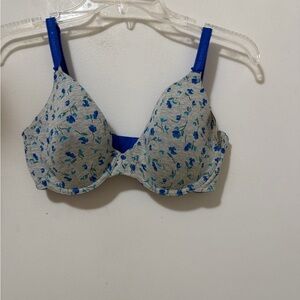 NWT Victoria’s Secret Lightly Lined Floral Print Bra Size 34D